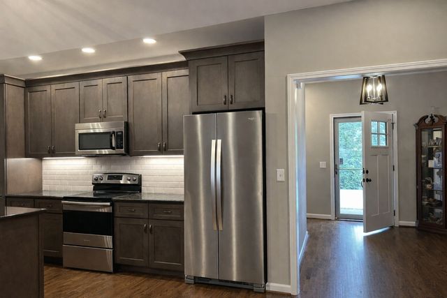125 Hudgens Ct, Cookeville, TN 38501