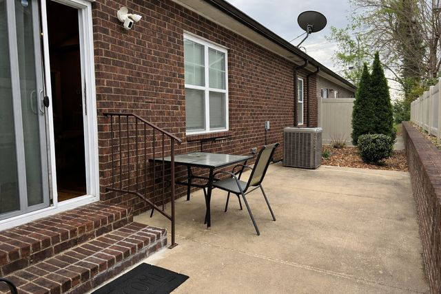 125 Hudgens Ct, Cookeville, TN 38501