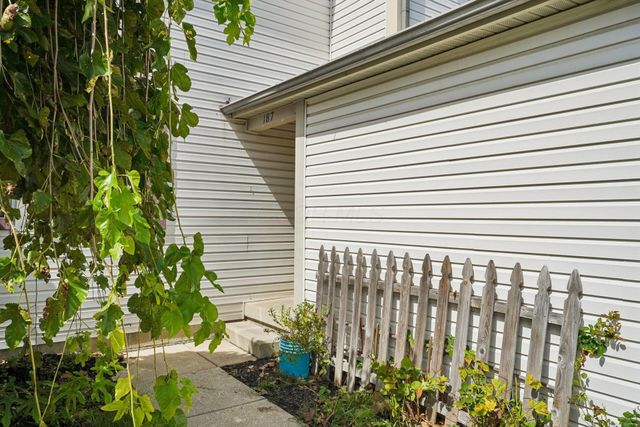 187 Macdougall Lane, Blacklick, OH 43004
