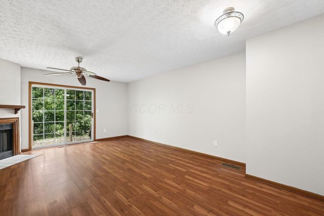 187 Macdougall Lane, Blacklick, OH 43004