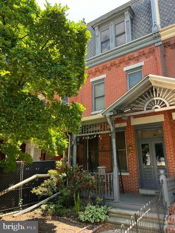 614 BENSON ST, Camden, NJ 08103