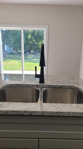 7458 Igou Gap Road, Chattanooga, TN 37421
