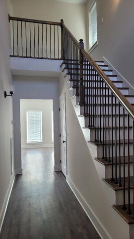 7458 Igou Gap Road, Chattanooga, TN 37421
