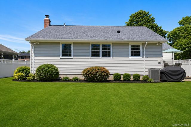1829 Hannington Avenue, Wantagh, NY 11793