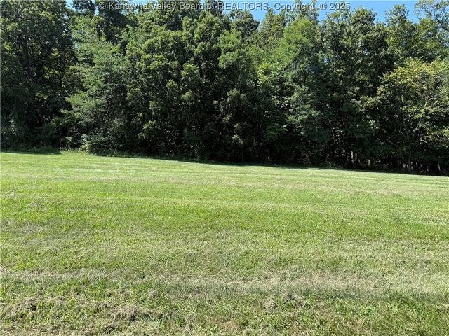 72 Sunday Silence Drive, Evans, WV 25241