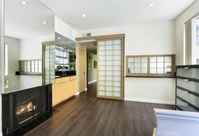 1927 Glendon Avenue 201, Los Angeles, CA 90025
