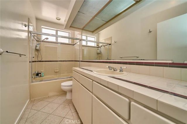1927 Glendon Avenue 201, Los Angeles, CA 90025