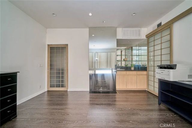 1927 Glendon Avenue 201, Los Angeles, CA 90025