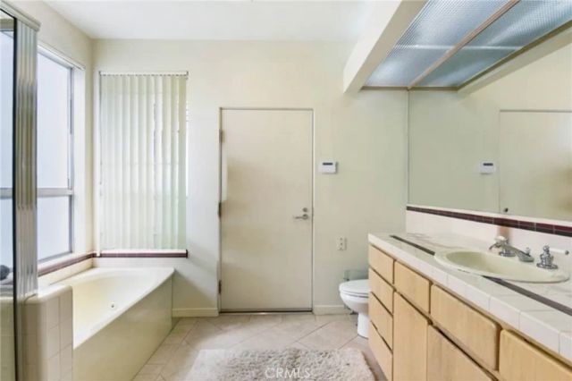 1927 Glendon Avenue 201, Los Angeles, CA 90025
