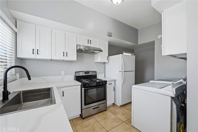 1996 Arthur Avenue, Pomona, CA 91768