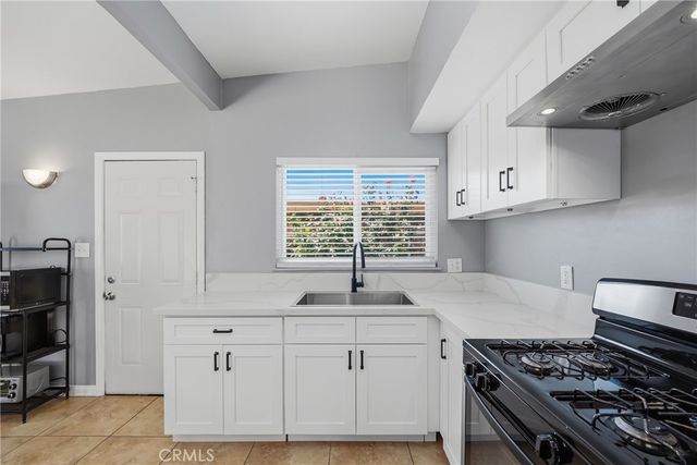 1996 Arthur Avenue, Pomona, CA 91768