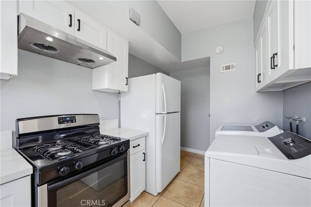 1996 Arthur Avenue, Pomona, CA 91768