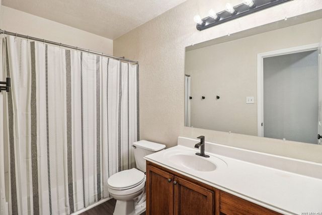 10723 Kobort, Helotes, TX 78023