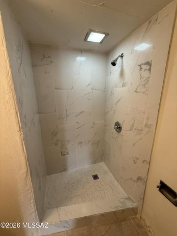 1137 E Adelaide Dr Unit 2, Tucson, AZ 85719