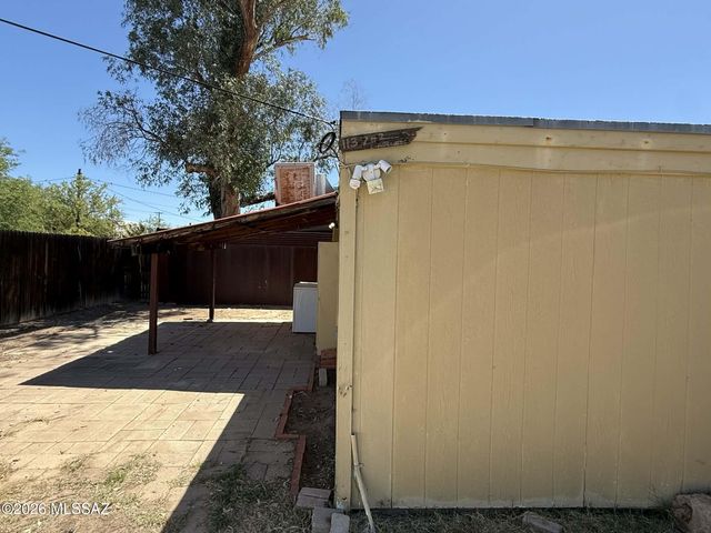 1137 E Adelaide Dr Unit 2, Tucson, AZ 85719
