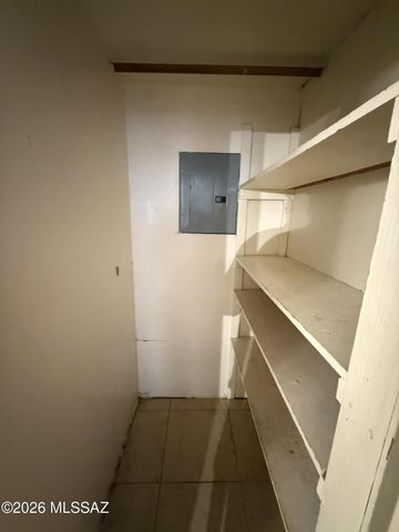 1137 E Adelaide Dr Unit 2, Tucson, AZ 85719