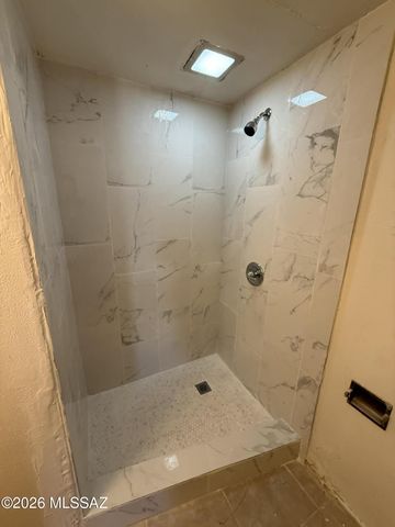 1137 E Adelaide Dr Unit 2, Tucson, AZ 85719