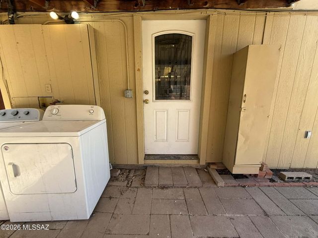1137 E Adelaide Dr Unit 2, Tucson, AZ 85719