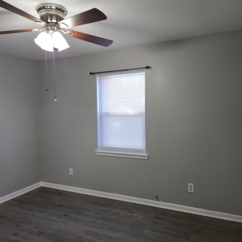 75 7th Avenue, Shalimar, FL 32579