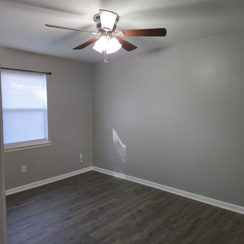 75 7th Avenue, Shalimar, FL 32579