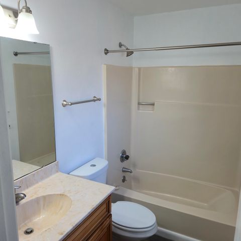 75 7th Avenue, Shalimar, FL 32579