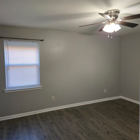 75 7th Avenue, Shalimar, FL 32579