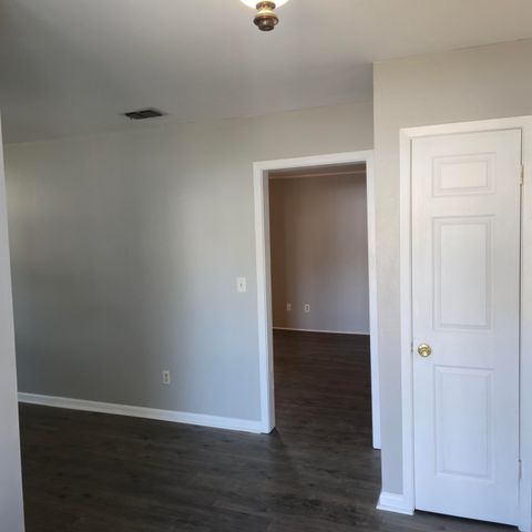 75 7th Avenue, Shalimar, FL 32579