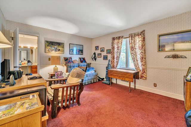 99 Raglin Branch LN, Ferrum, VA 24088