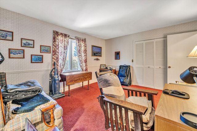 99 Raglin Branch LN, Ferrum, VA 24088