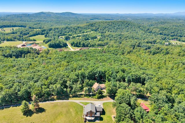 99 Raglin Branch LN, Ferrum, VA 24088