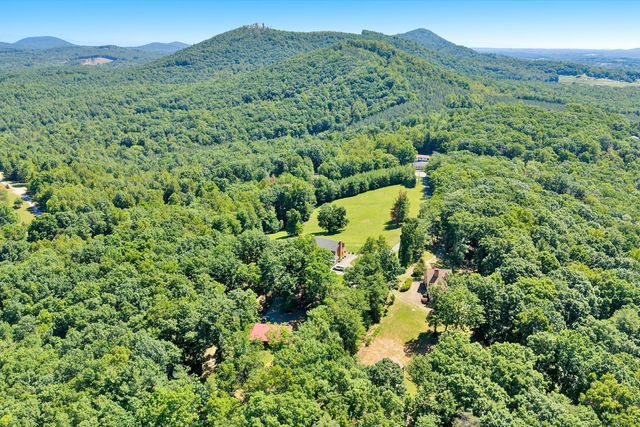99 Raglin Branch LN, Ferrum, VA 24088