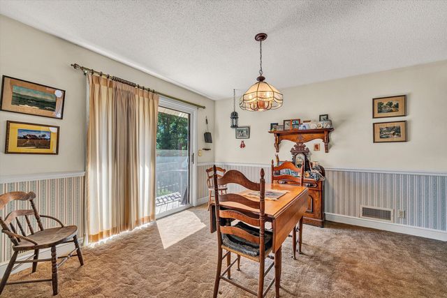 99 Raglin Branch LN, Ferrum, VA 24088