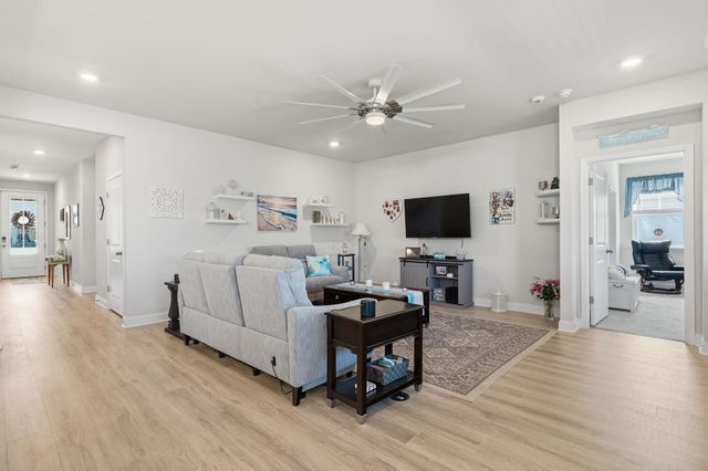 1138 Heather Glen Blvd., Little River, SC 29566