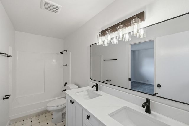 194 Oak Brook Circle, San Jose, CA 95139