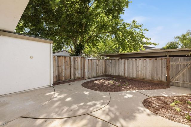 194 Oak Brook Circle, San Jose, CA 95139