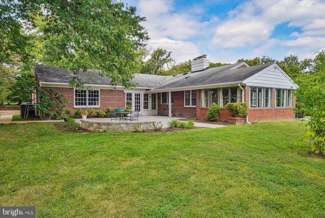 6433 VALE ST, Alexandria, VA 22312