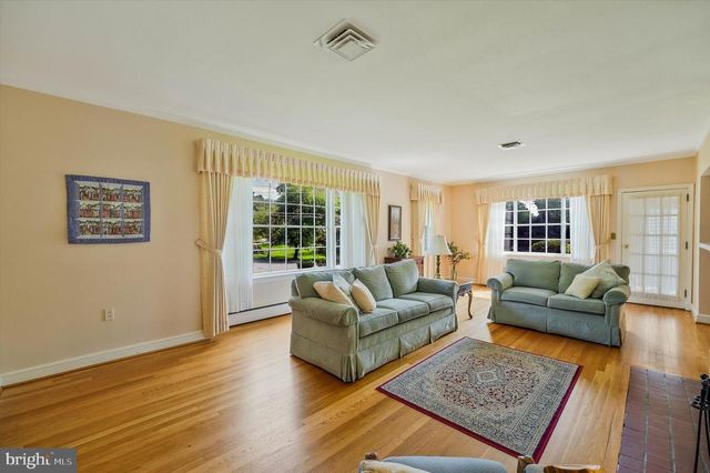 6433 VALE ST, Alexandria, VA 22312