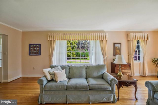 6433 VALE ST, Alexandria, VA 22312
