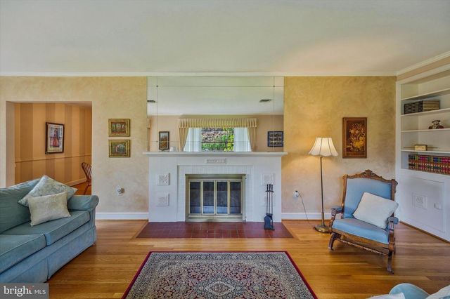 6433 VALE ST, Alexandria, VA 22312