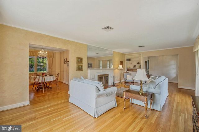 6433 VALE ST, Alexandria, VA 22312