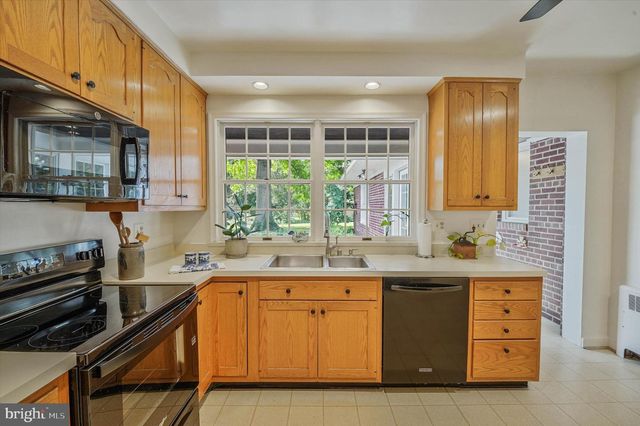 6433 VALE ST, Alexandria, VA 22312