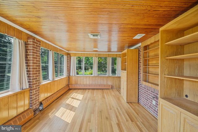 6433 VALE ST, Alexandria, VA 22312