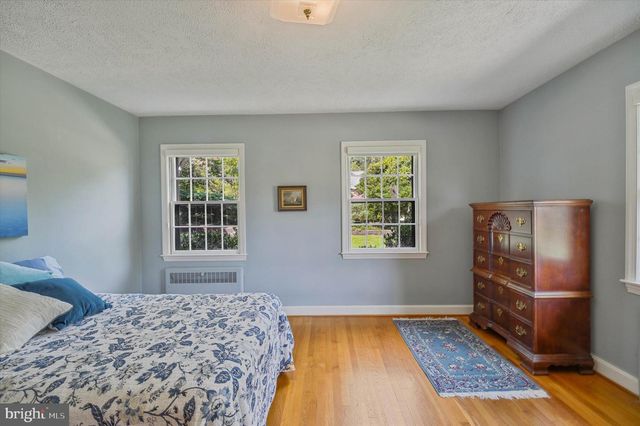 6433 VALE ST, Alexandria, VA 22312