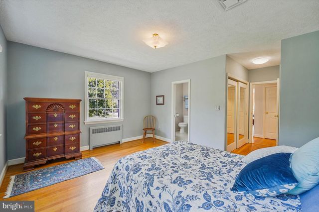6433 VALE ST, Alexandria, VA 22312