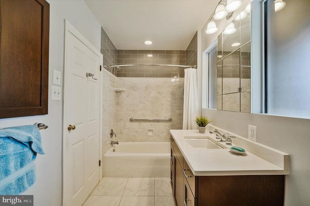 6433 VALE ST, Alexandria, VA 22312