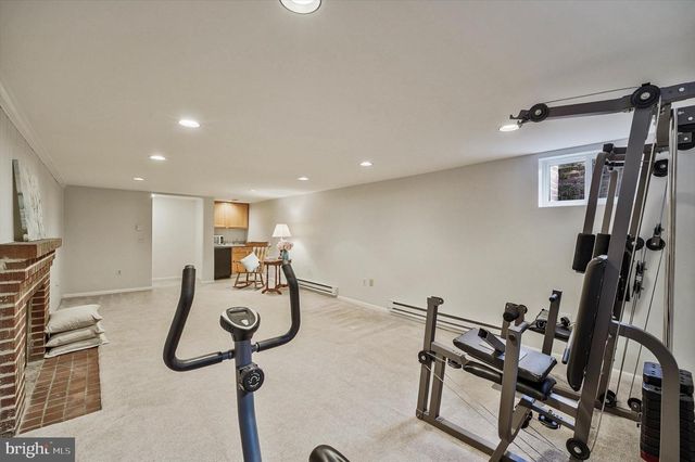 6433 VALE ST, Alexandria, VA 22312