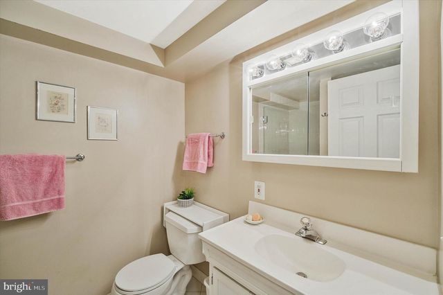 6433 VALE ST, Alexandria, VA 22312