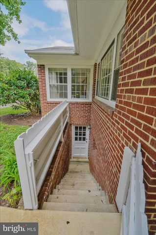6433 VALE ST, Alexandria, VA 22312