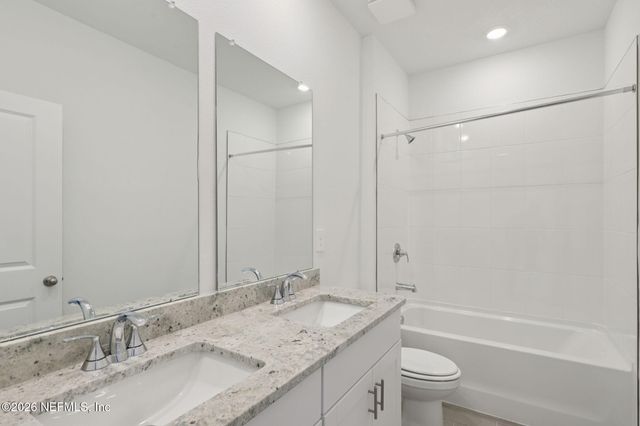 3598 BELLA SERA Lane, Green Cove Springs, FL 32043