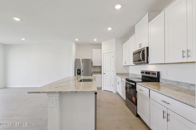 3598 BELLA SERA Lane, Green Cove Springs, FL 32043